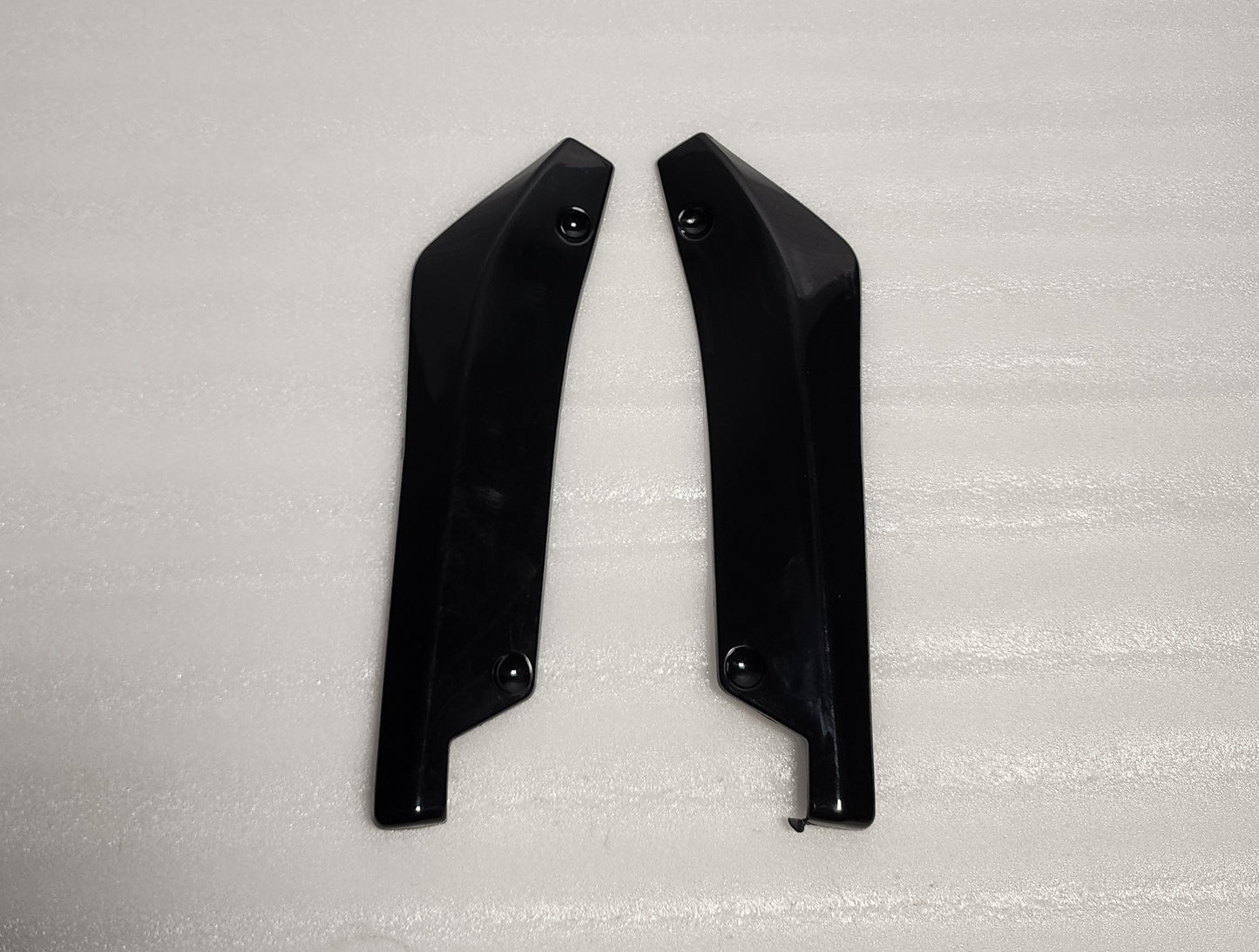 ABS UNIVERSAL FISH CUTS REAR BUMPER SKIRTS