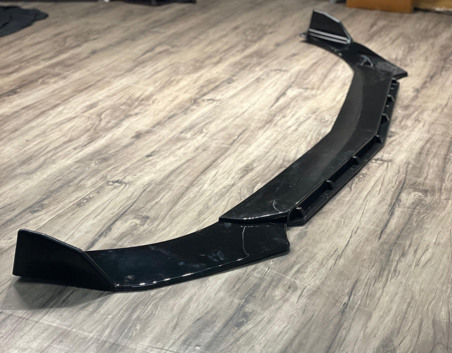 GLOSS BLACK FRONT ROCKET SPLITTERS