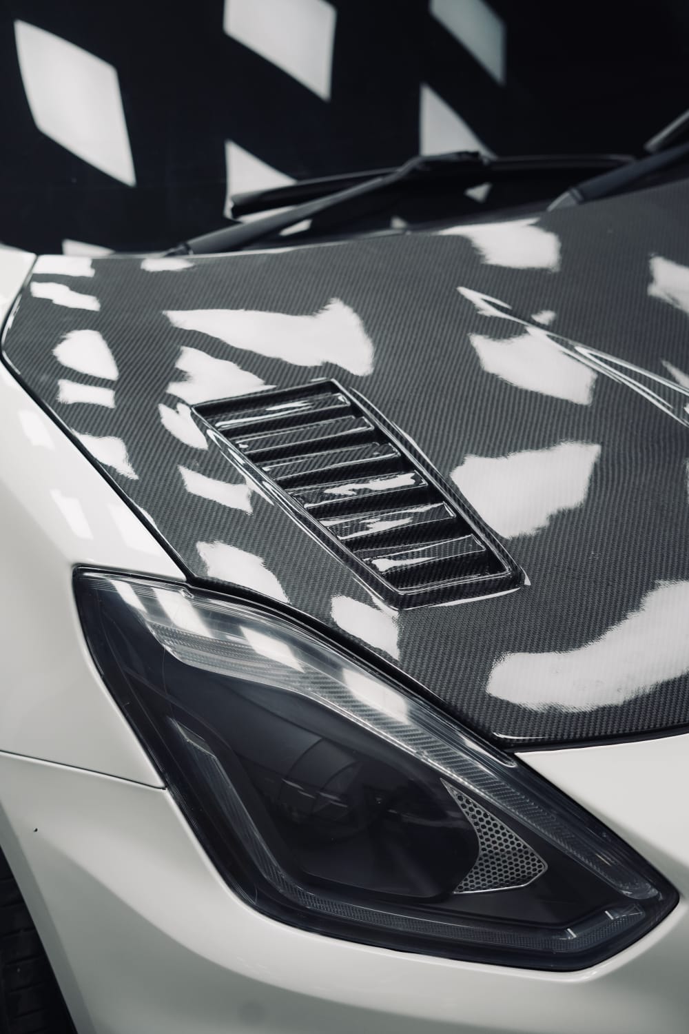 SWIFT 18-23 ORIGINAL CARBON HOOD